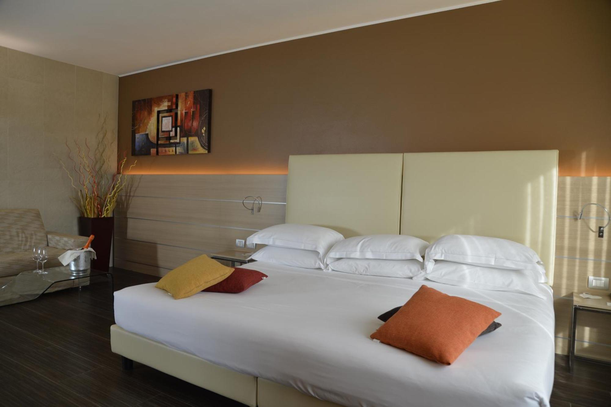 Best Western Plus Soave Hotel San Bonifacio Exteriör bild